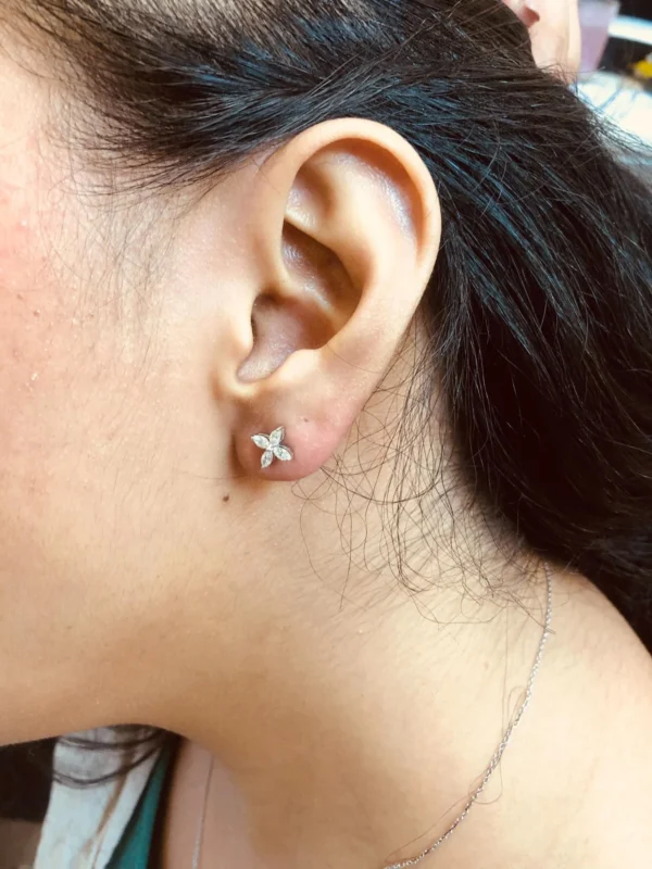 14K Gold Marquise Diamond 8 Stone Floral Leaf Stud Earrings (I-J Color, SI2-I1 Clarity) - Image 12