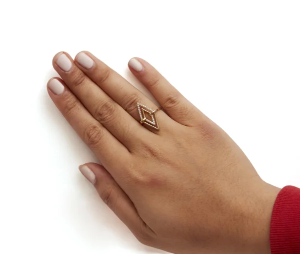 14K Yellow Gold 1/5 Cttw Diamond Double Triangle Ring (G-H Color, SI1-SI2 Clarity) - Size 7 - Image 5