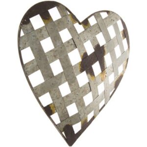 Red Metal Heart for Wall Decor   Piece of Art for Home Interior in Distressed Rustic Style