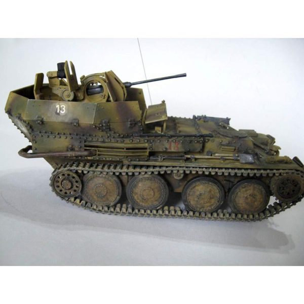 Sd Kfz 140 Ausf M Flakpanzer 38(t) Gepard German Tank Model Kit 1 35 Scale   Military WW2 Tank Miniatures Plastic Model Set Army Vehicle Building Kit with Assembly Instructions in Russian Language