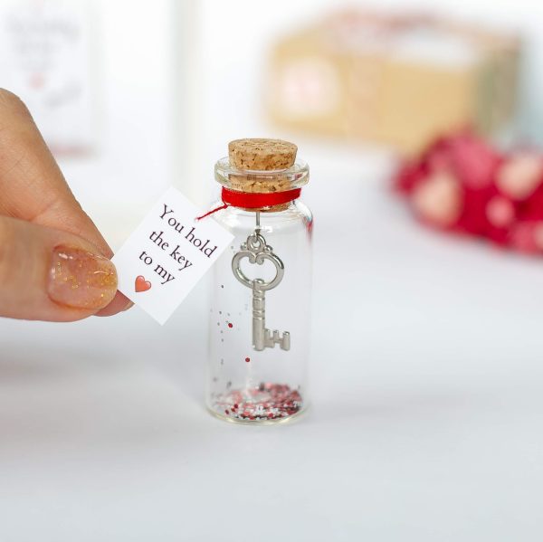Valentine's Day Gifts for Him and Her   Romantic Present for Boyfriend or Girlfriend   Personalized Anniversary Gift for Wife and Girlfriend (You Hold the Key to My Heart) - Image 2