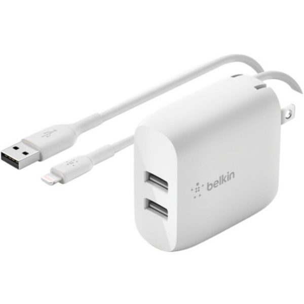 Belkin BoostCharge Dual USB-A Wall Charger 24W (Lightning to USB-A Cable included) - Power Adapter - Image 4