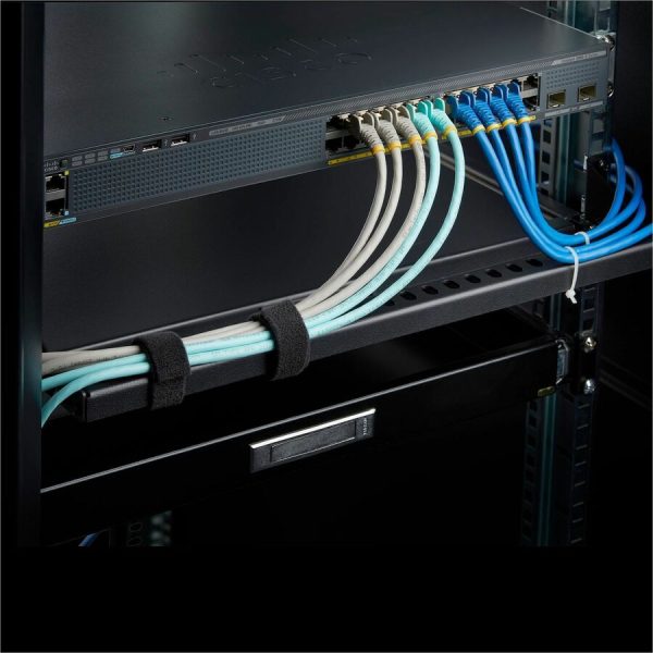 StarTech.com 1U Horizontal Cable Management Bar w/Adjustable Depth, 19" Rack-Mountable Lacing Bar For Organized Racks/Cabinets/Patch Panel - Image 6