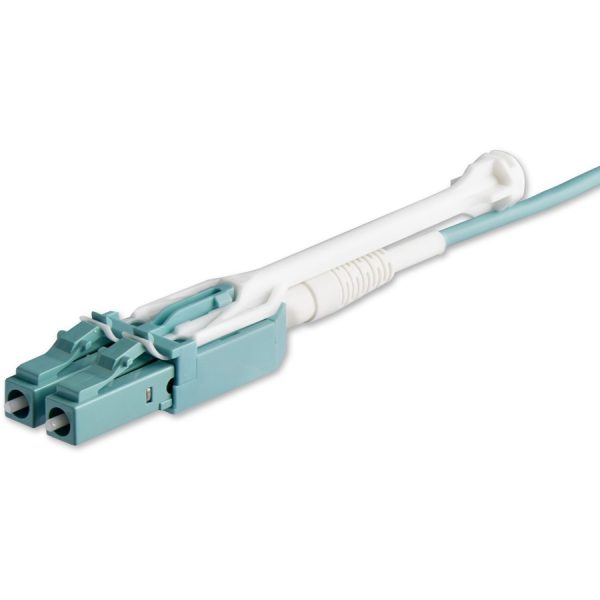 StarTech.com 10m (30ft) MTP(F)/PC to 4x LC/PC Duplex Breakout OM3 Multimode Fiber Optic Cable, 40G, Low Insertion Loss, Fiber Jumper Cord - Image 5
