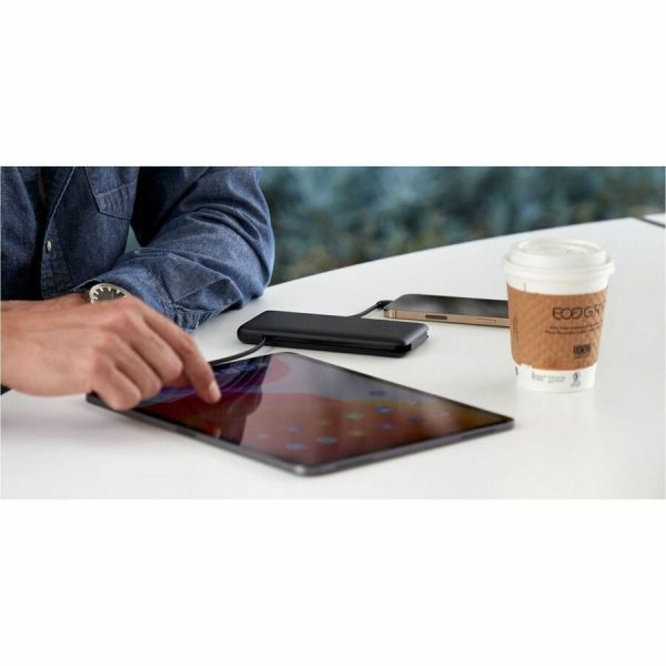 Belkin BoostCharge Plus 10K USB-C Power Bank with Integrated Cables - Image 6