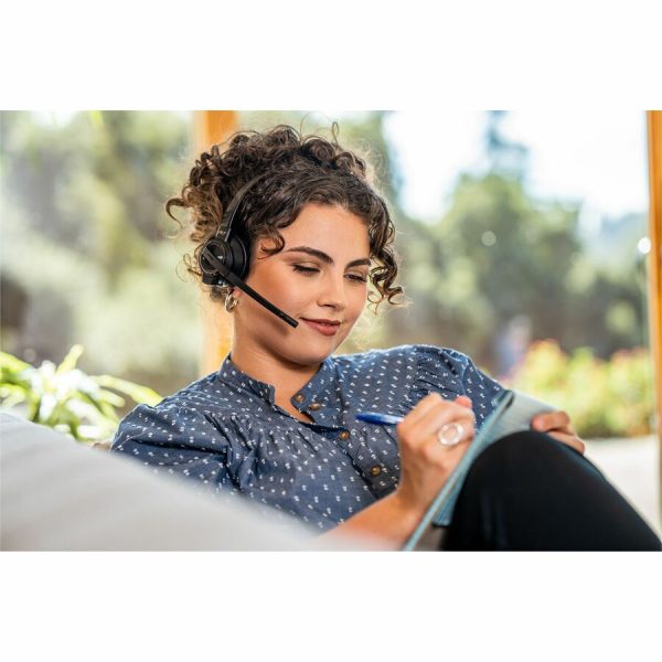 Poly Savi 8210 UC Microsoft Teams Certified DECT 1920-1930 MHz USB-A Headset - Image 3
