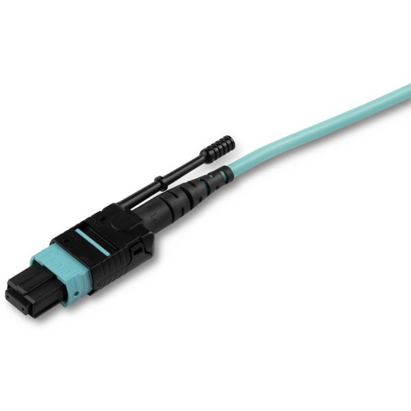 StarTech.com 5m (16.4ft) MTP(F)/PC to 4x LC/PC Duplex Breakout OM3 Multimode Fiber Optic Cable, 40G, Low Insertion Loss, Fiber Jumper Cord - Image 5