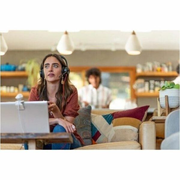 Poly Blackwire 8225 Microsoft Teams Certified Headset +USB-C/A Adapter TAA - Image 3