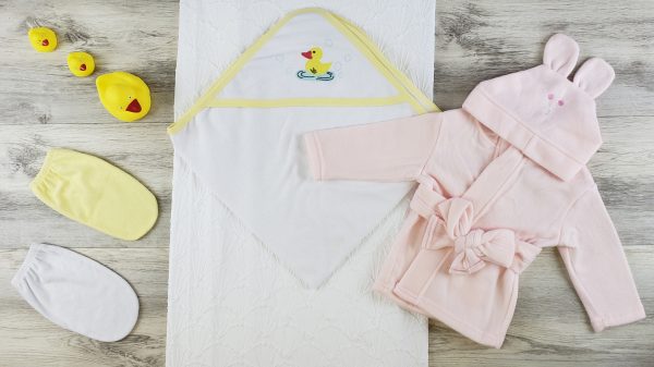 Hooded Towel, Bath Mittens And Robe Ls_0631