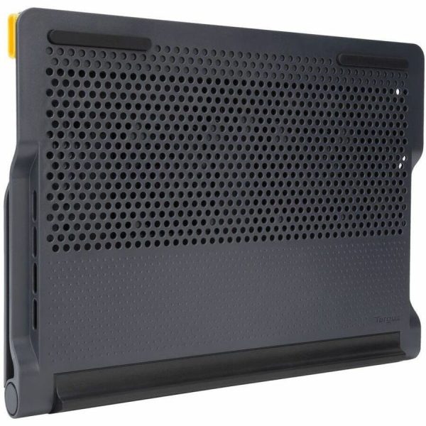 Targus 17" Chill Mat+ with 4-port Hub - Image 4