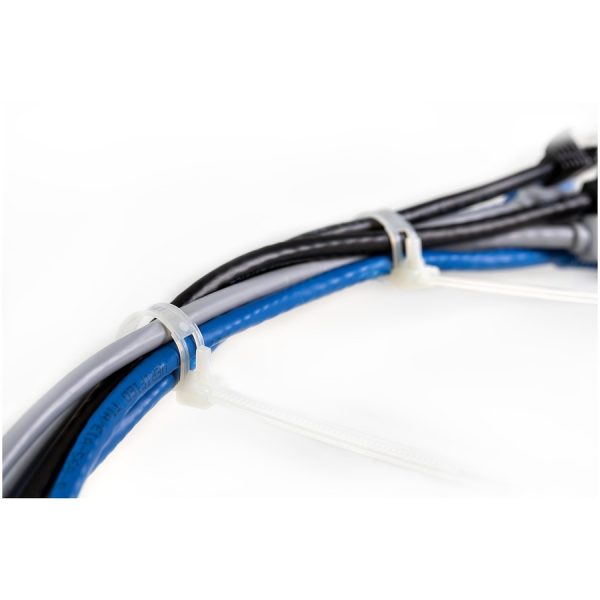 StarTech.com 8"(20cm) Reusable Cable Ties, 1-7/8"(50mm) Dia. 50lb(22Kg) Tensile Strength, Nylon, In/Outdoor, UL Listed, 100 Pack, White - Image 5