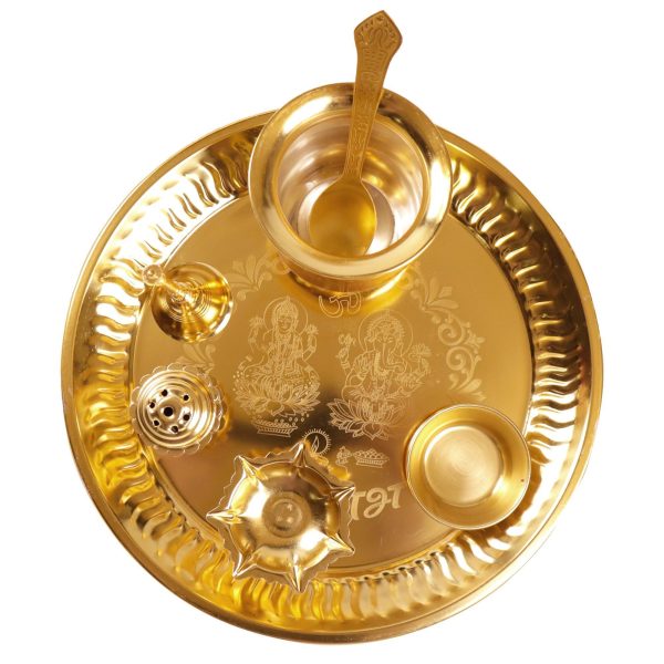 The Fine Living Co. Exquisite Gold Plated Pooja Thali   Decorative Serving Plate Set of 1 for Hindu Rituals Ceremonies Puja Diwali Home Decor Festive Celebrations