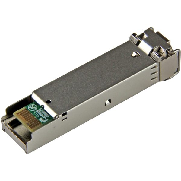StarTech.com Cisco SFP-GE-S Compatible SFP Module - 1000BASE-SX - 1GE Gigabit Ethernet SFP 1GbE Multimode Fiber MMF Optic Transceiver - Image 2