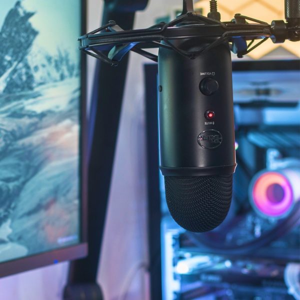 Blue Yeti Wired Condenser Microphone - Image 7