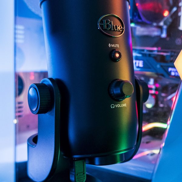 Blue Yeti Wired Condenser Microphone - Image 8