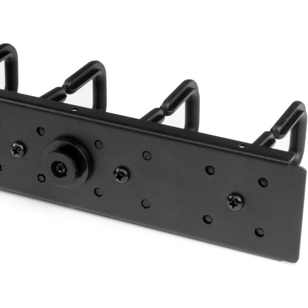 StarTech.com Vertical Cable Organizer with D-Ring Hooks - Vertical Cable Management Panel - 40U - 6 ft. - Image 4