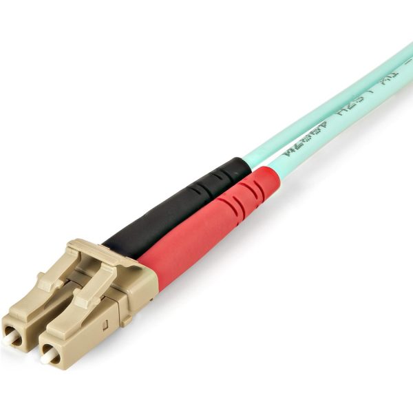 StarTech.com 2m (6ft) LC/UPC to LC/UPC OM4 Multimode Fiber Optic Cable, 50/125µm, 100G, Low Insertion Loss, LSZH Fiber Jumper Cord - Image 3