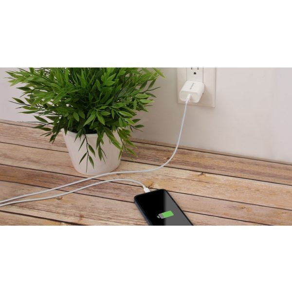 IOGEAR 20W USB-C Smartphone Charger - Image 4