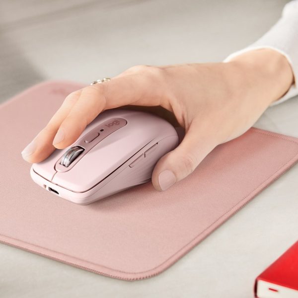 Logitech Studio Series Mouse Pad - Image 2
