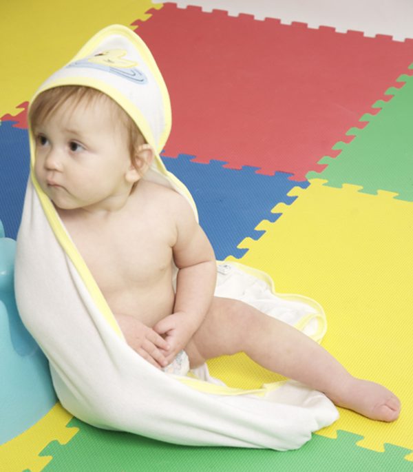 Infant Hooded Bath Towel (pack Of 2) 021-blue--021-yellow - Image 2