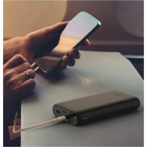 Belkin 32W 4-port USB Power Bank - 26K mAh - 2xUSB-A (12W), 2xUSB-C (20W) - Portable Charger - w/ USB-C to USB-C Cable - Black - Image 7