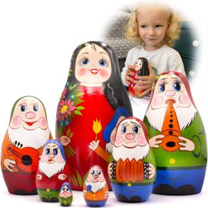 Matryoshka Nesting Dolls Set of 7 pcs   Russian Dolls with Characters from Tale Snow White and The Seven Dwarfs   Snow White and The Seven Dwarfs