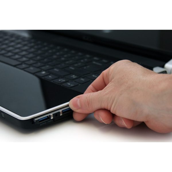StarTech.com 2 Port Flush Mount ExpressCard 54mm SuperSpeed USB 3.0 Card Adapter with UASP Support - 5Gbps - Image 3