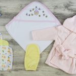 Hooded Towel, Wash Coths, Bath Mittens And Robe Ls_0623