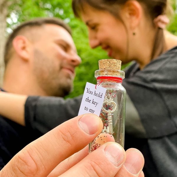Anniversary Gift for Her & Him Romantic Present for Boyfriend Girlfriend Custom Message I Love You Gifts to Wife Husband (Key   You Hold the Key to My Heart in a Bottle) - Image 2