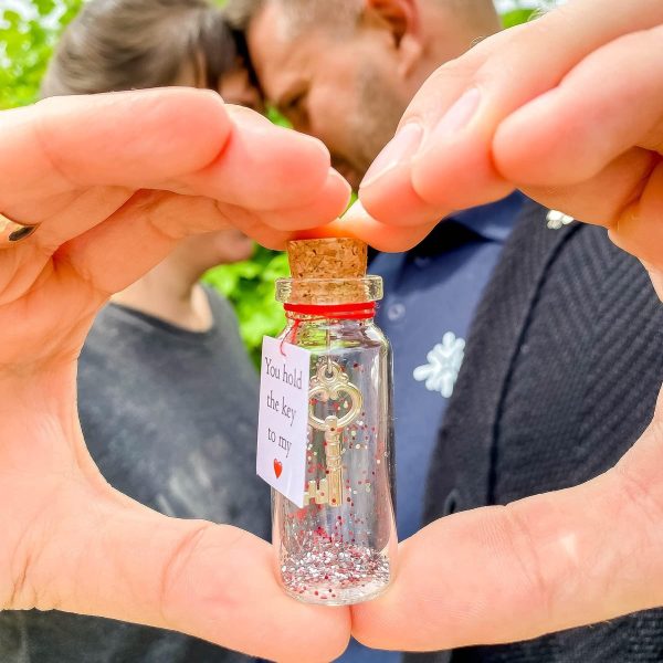 Anniversary Gift for Her & Him Romantic Present for Boyfriend Girlfriend Custom Message I Love You Gifts to Wife Husband (Key   You Hold the Key to My Heart in a Bottle) - Image 5