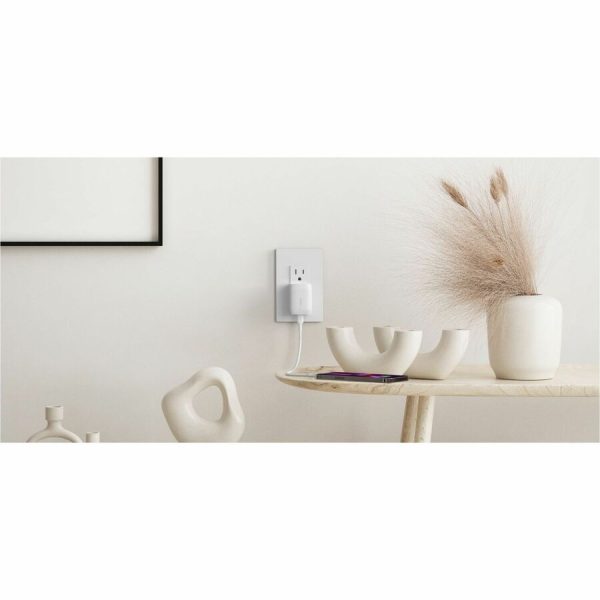 Belkin BoostCharge USB-C® Wall Charger 20W - Power Adapter - Image 6