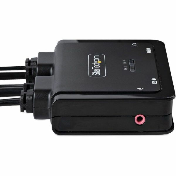 StarTech.com 2-Port Hybrid USB-C HDMI Cable KVM Switch, 4K 60Hz, Compact KVM with 6ft/1.8m USB-A & 4ft/1.2m USB-C Integrated Cables - Image 3